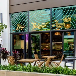 Big Island Burger Waikiki Restaurant Vibe